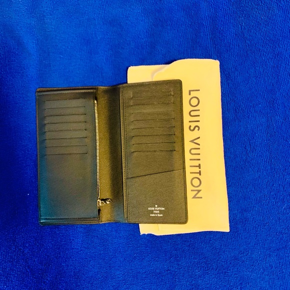 Louis Vuitton wallet brand new - Picture 3 of 4